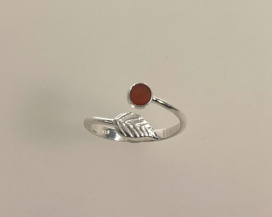 Leaf Memorial Ring – Sterling Silver Ashes in Resin Adjustable Design
