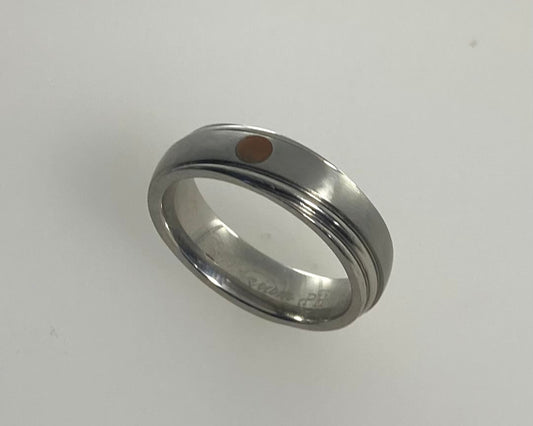 Titanium ashes in resin ring