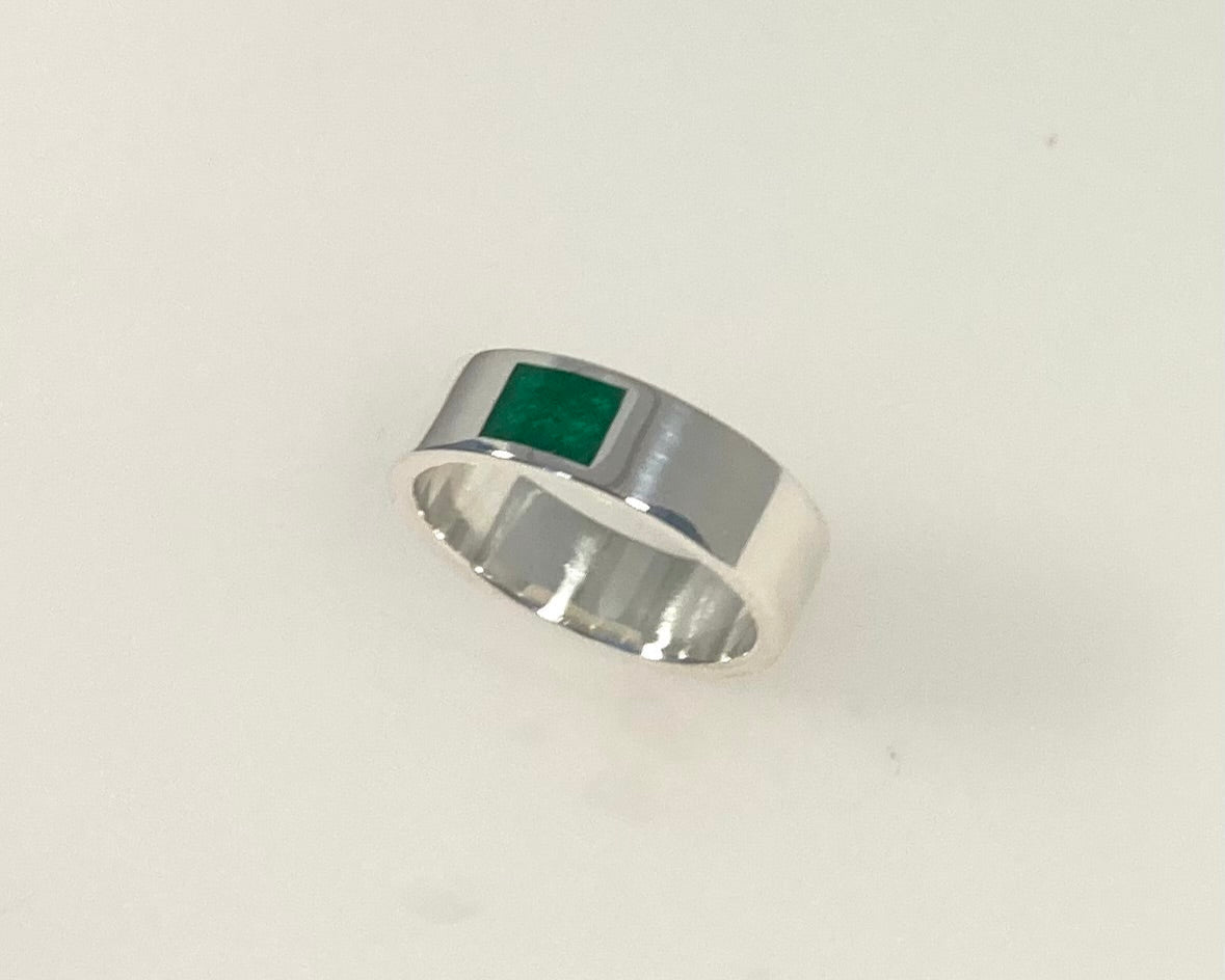 Classic Flat Profile Memorial Ring – Sterling Silver with Ashes in Resin