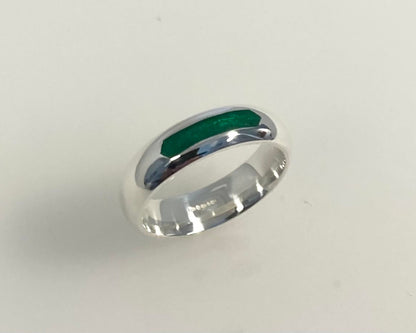 Heavy profile channel design 5mm wide D-shape ring with ashes in resin