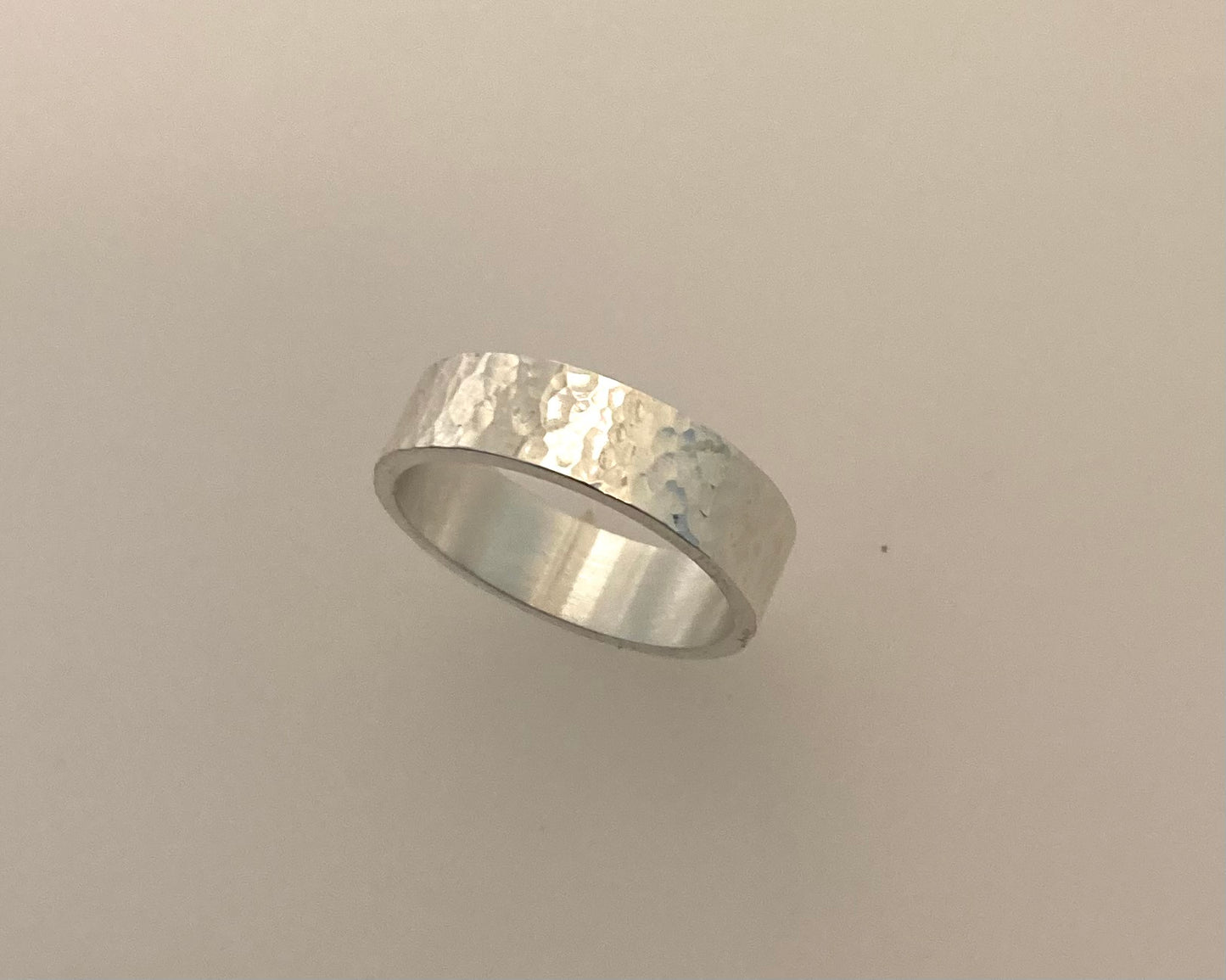 Hammered 5mm flat profile ring with hidden ashes inside shank