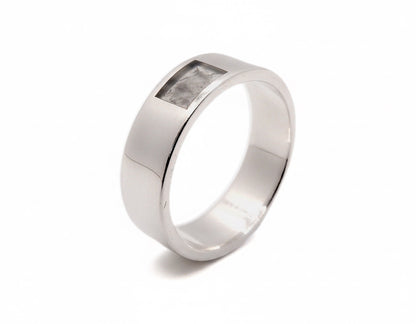 Classic Flat Profile Memorial Ring – Sterling Silver with Ashes in Resin