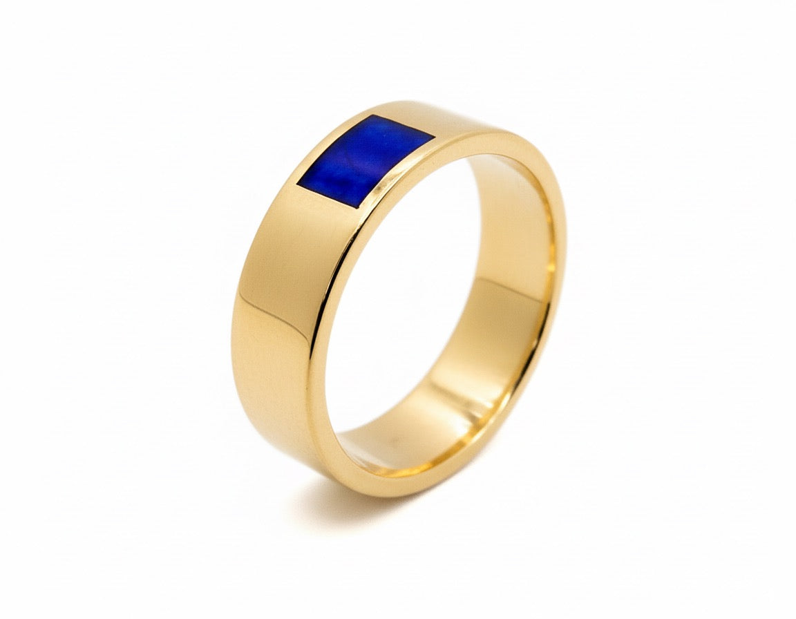 Classic Flat Profile Memorial Ring – Sterling Silver with Ashes in Resin