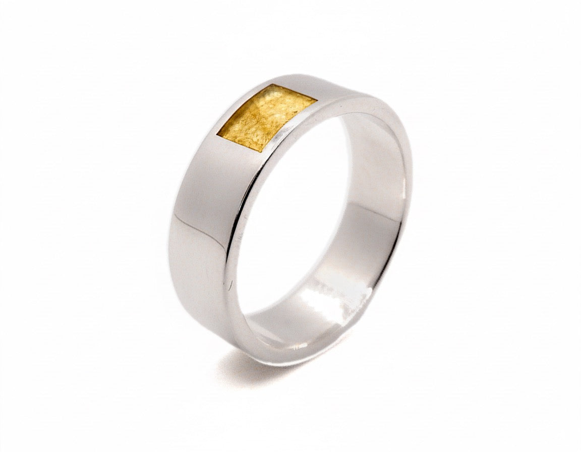 Classic Flat Profile Memorial Ring – Sterling Silver with Ashes in Resin